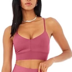 Alo Yoga - Lavish Bra in Raspberry Sorbet size Small